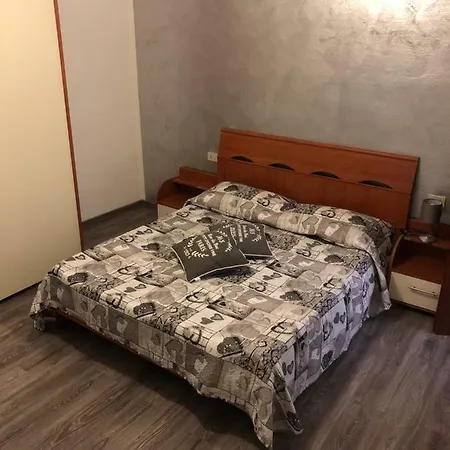 Ss Appartament 산토 스테파노 디 마그라